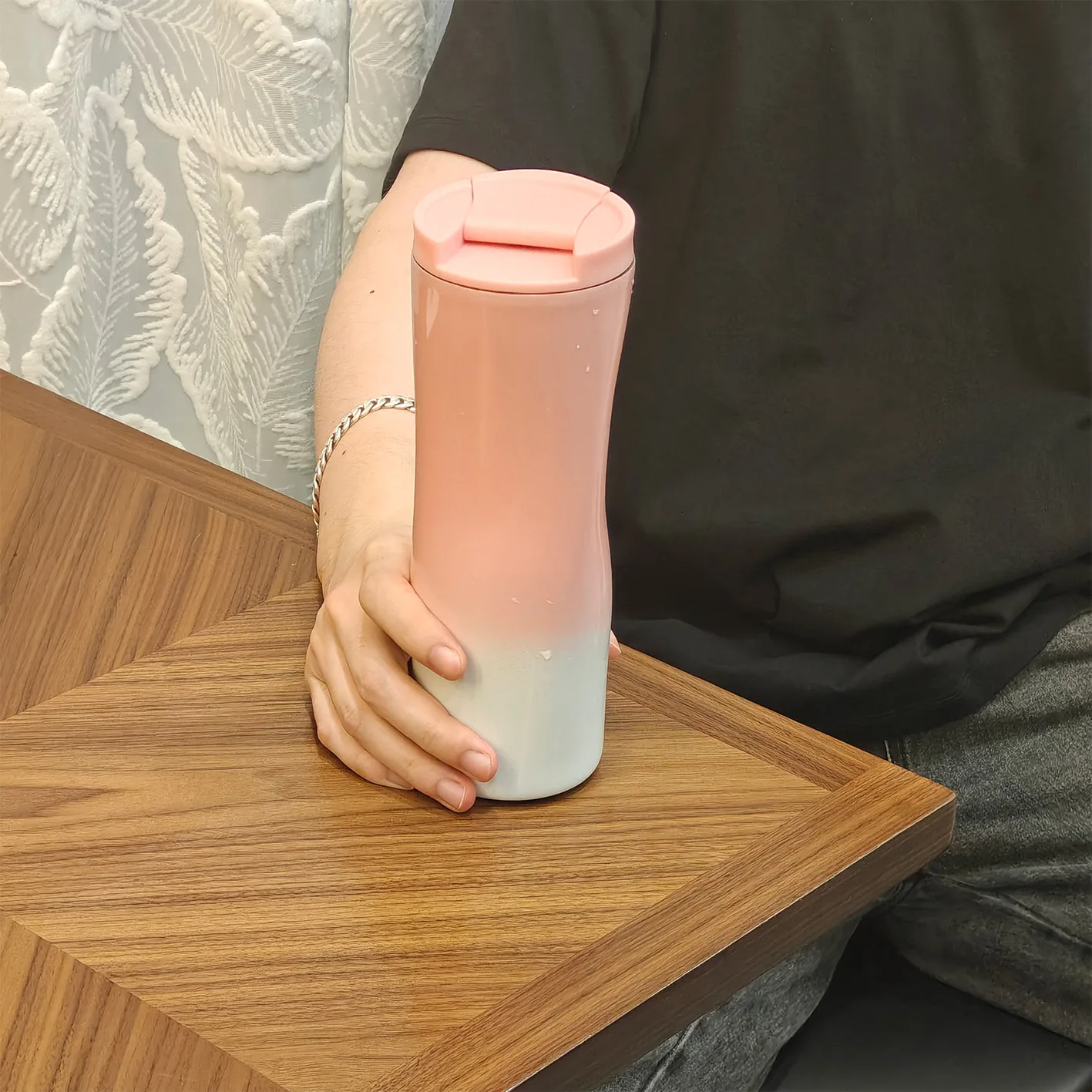 DT5040- Gradient water cup